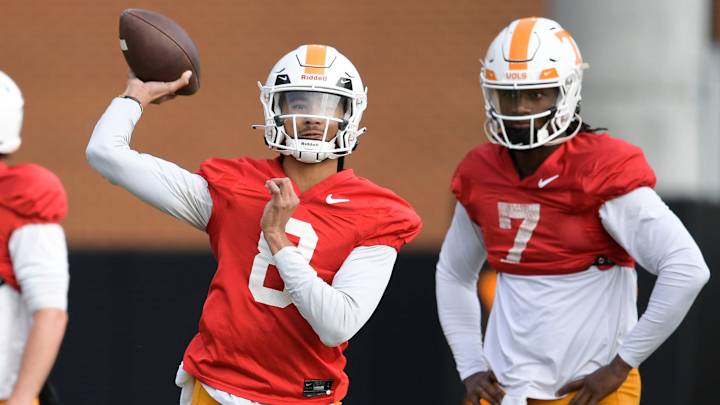 National Outlet Sees QB Battle Brewing For Tennessee National Outlet Sees QB Battle Brewing For Tennessee