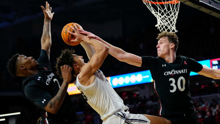 Bearcats NIT Quarterfinal Matchup Set Against Utah Valley Bearcats NIT Quarterfinal Matchup Set Against Utah Valley