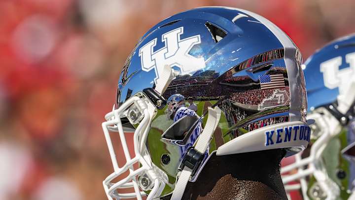 Kentucky Takes Visit to 3-Star Lineman Target William 'Woo' Spencer