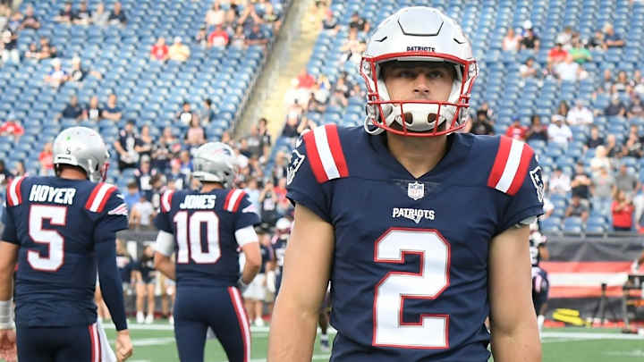 Cowboys Add Ex-Husky Kicker Tristan Vizcaino Just in Case