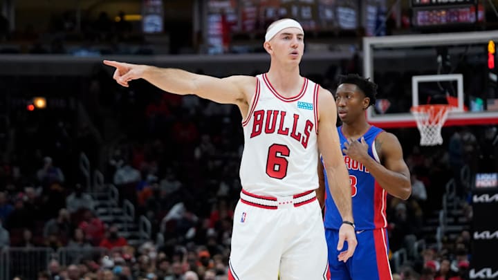 Chicago Bulls trying to strike a balance between being NBA pros and tourists in Paris