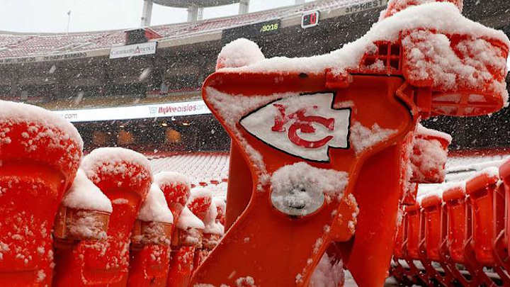 Potential Snow in Forecast for Chiefs vs. Jaguars Saturday Evening