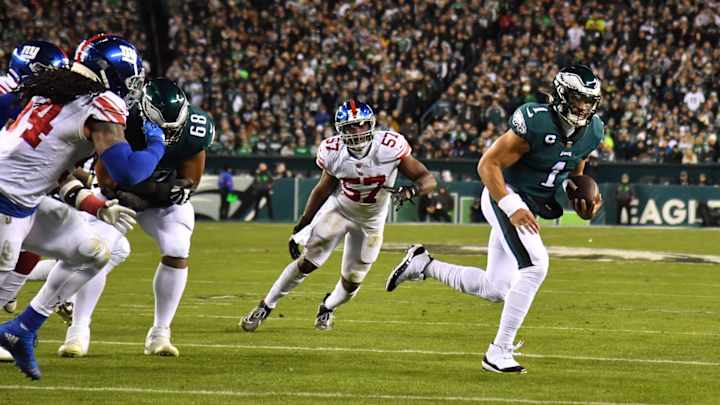 Eagles Dominate Giants 38-7 in Divisional Playoff Round Eagles Dominate Giants 38-7 in Divisional Playoff Round