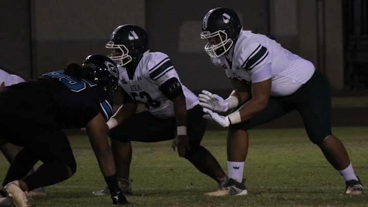 Huskies Offer Scholarship to Hawaiian OT, a ZTF Neighbor Huskies Offer Scholarship to Hawaiian OT, a ZTF Neighbor