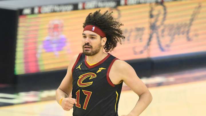 WATCH: Cleveland Cavaliers Honor Anderson Varejao With Tribute Video And Special Night