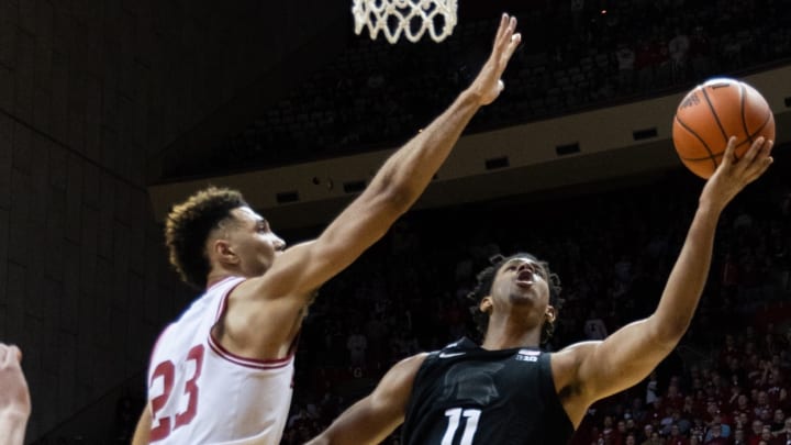 Hoosiers Keep on Rolling, Thump Michigan State 82-69 Inside and Out