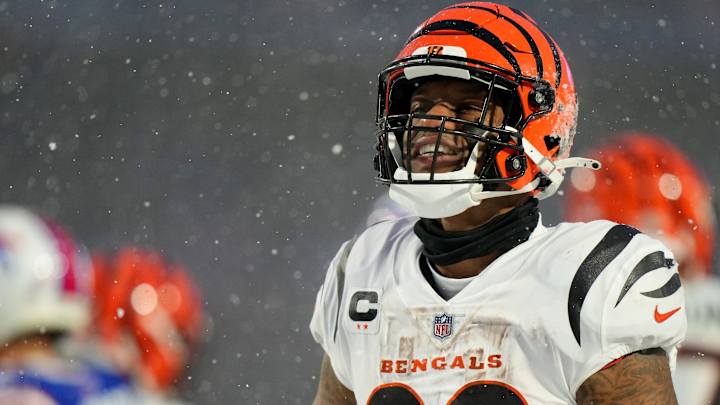 Insider Expects Bengals to Try to Restructure Joe Mixon's Contract Before Start of 2023 Season