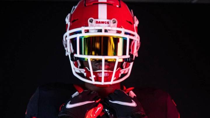Ellis Robinson Sets Commitment Date