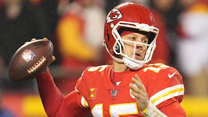 Chiefs’ Andy Reid Provides Patrick Mahomes Injury Update