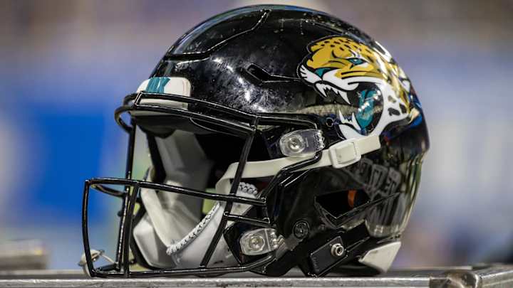 Report: Jaguars WR Coach Chris Jackson Leaving Staff For Texas Longhorns Job