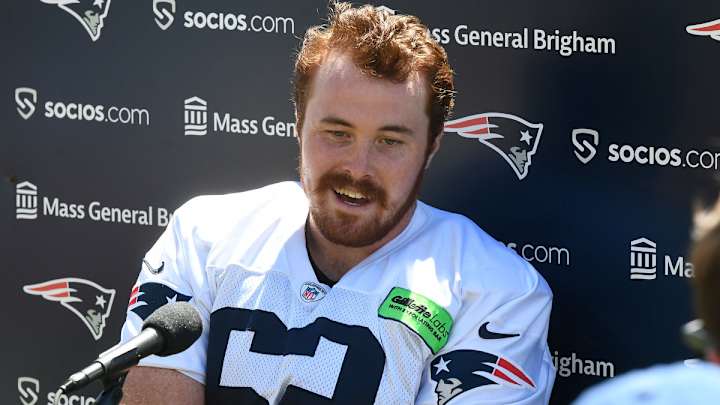 Patriots Sign Versatile Offensive Lineman to Futures Contract Patriots Sign Versatile Offensive Lineman to Futures Contract