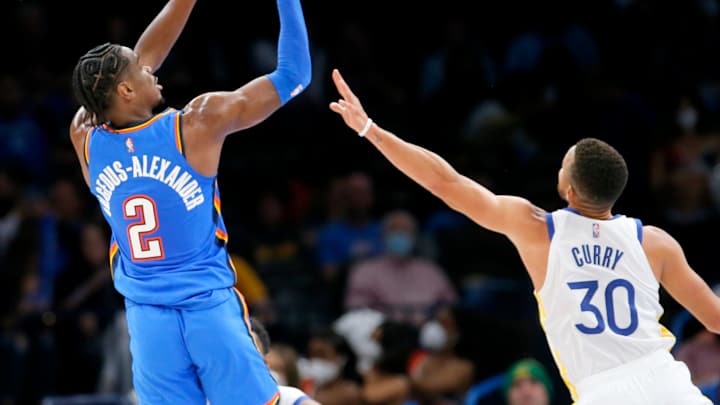 Warriors' Stephen Curry Groups Shai Gilgeous-Alexander as Future Face of NBA Warriors' Stephen Curry Groups Shai Gilgeous-Alexander as Future Face of NBA