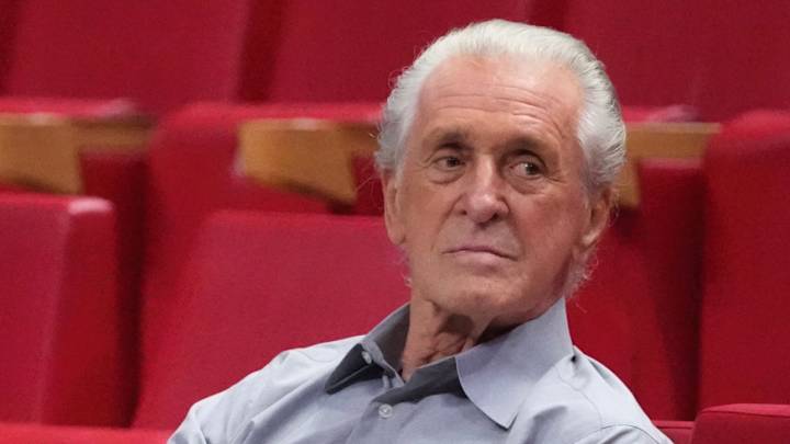 Pat Riley Says Kareem Abdul-Jabbar Will ‘Always Be’ His GOAT Pat Riley Says Kareem Abdul-Jabbar Will ‘Always Be’ His GOAT