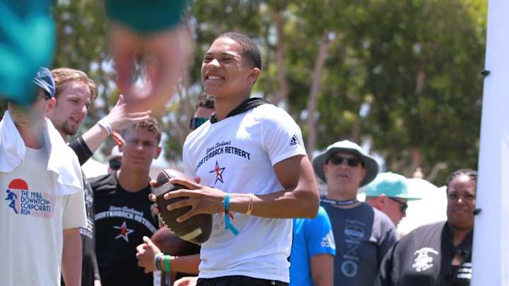 UCLA Football Offers Local Class of 2025 QB Husan Longstreet