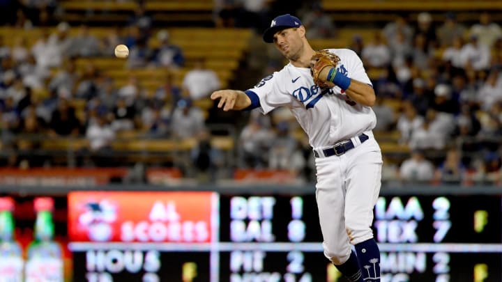 Dodgers: Chris Taylor Explains The Challenges of Bouncing Around the Diamond