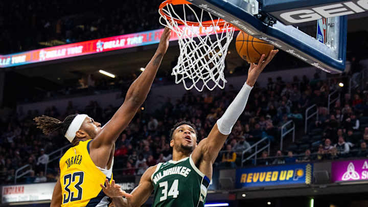 Giannis Antetokounmpo's 41 Points Leads Milwaukee Bucks Past Indiana Pacers