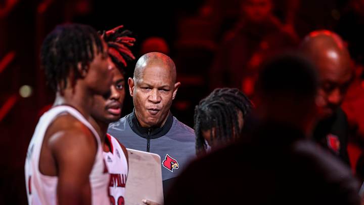 Despite Mounting Losses, Kenny Payne Doesn't Believe Louisville Has Quit