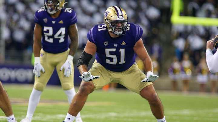 Patriots Shrine Bowl Offensive Line Scouting: 3 Prospects to Watch Patriots Shrine Bowl Offensive Line Scouting: 3 Prospects to Watch