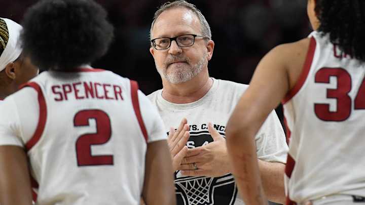 Hogs Blow Halftime Lead, Opportunity They Can’t Get Back