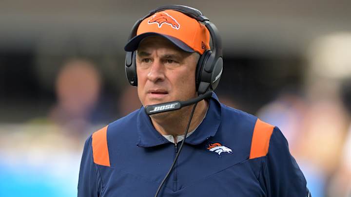 Dolphins to Hire Vic Fangio As Defensive Coordinator, per Report