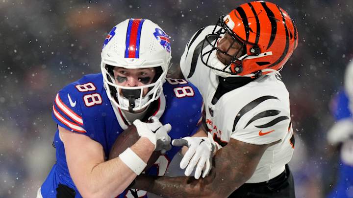 Bills TE Dawson Knox Responds to Ridiculous Damar Hamlin 'Clone' Theory Bills TE Dawson Knox Responds to Ridiculous Damar Hamlin 'Clone' Theory