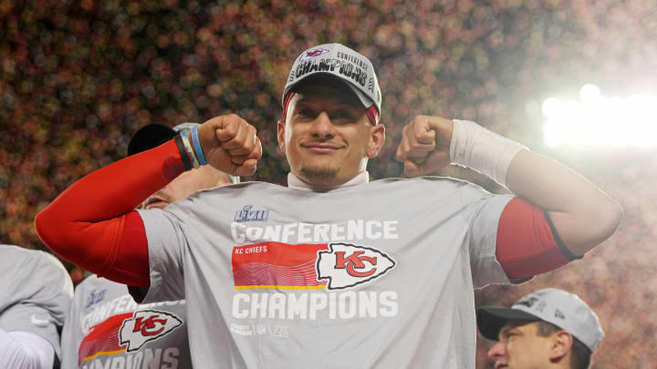 Patrick Mahomes’s Historic Start, 49ers Considered Wildcat, Aaron Rodgers’s Trade Complications