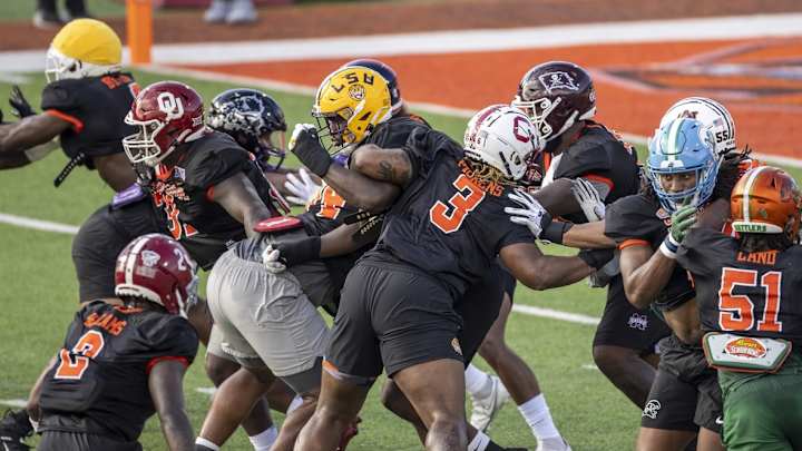 Senior Bowl Takeaways: Big Men Impress Steelers on Day 1 Senior Bowl Takeaways: Big Men Impress Steelers on Day 1