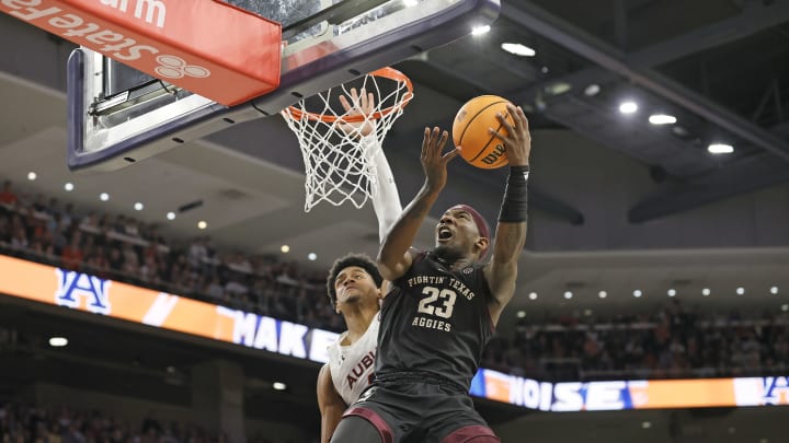 Texas A&M Outlasts Auburn, Sweeps Season Series for 9th SEC Win