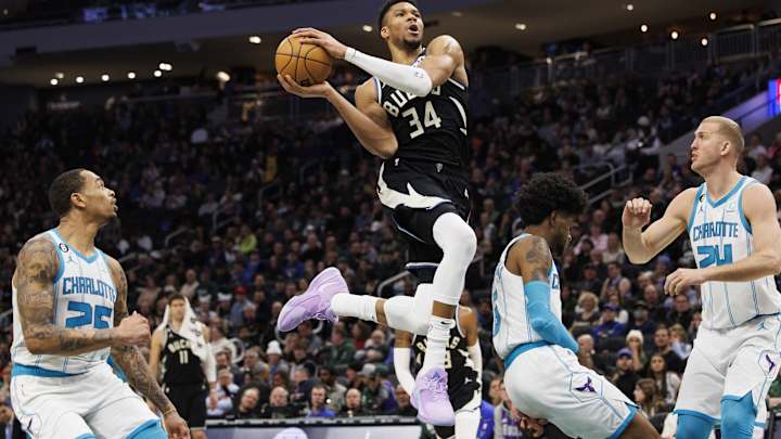 Eastern Conference Recaps, Jan. 31: Giannis Antetokounmpo’s 34 Points Leads Milwaukee Bucks Past Hornets