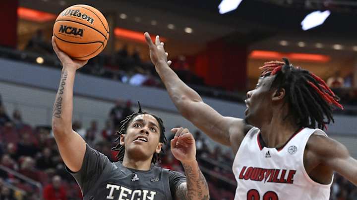 Louisville Takes Down Georgia Tech for First Win in ACC Play