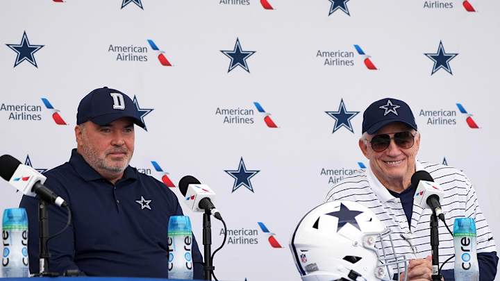 Mike McCarthy to Call Plays for Cowboys After Kellen Moore Firing