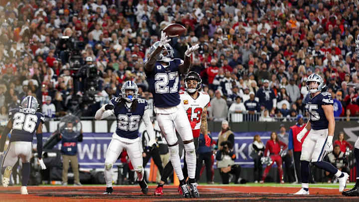 Tom Brady's Final Mistake: Cowboys' Jayron Kearse Keeps That Ball