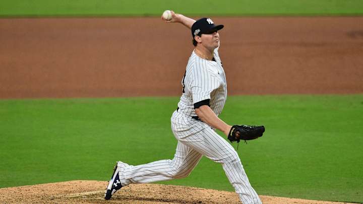 Angels Rumors: Halos Reportedly 'Got Their Eyes On' This Free Agent All-Star Reliever