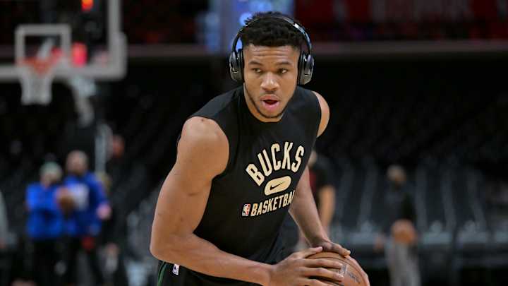 Injury Report: Giannis Antetokounmpo's Updated Status vs. Clippers Injury Report: Giannis Antetokounmpo's Updated Status vs. Clippers