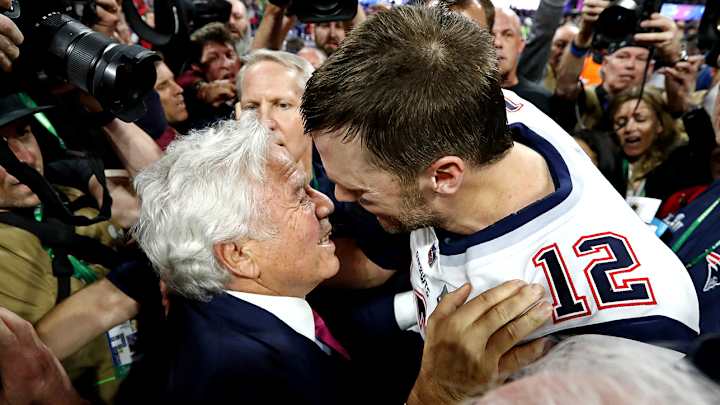 Robert Kraft Wants Tom Brady to Retire As a Patriot