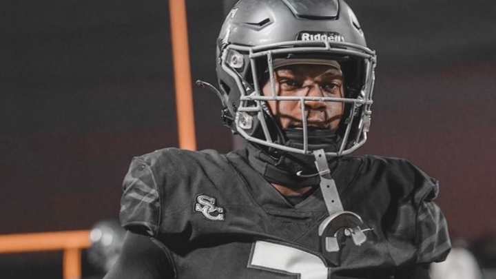 UW Offers SoCal Cornerback Who Brings Right Attitude to Game