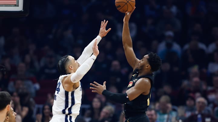 Donovan Mitchell, Dillon Brooks Ejected After Scuffle During Grizzlies-Cavaliers
