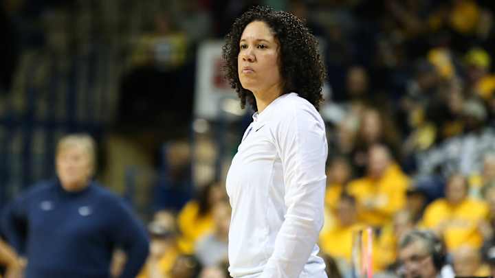 Duke WBB’s Lawson Says Men’s Ball Was Used to Start Florida State Game Duke WBB’s Lawson Says Men’s Ball Was Used to Start Florida State Game