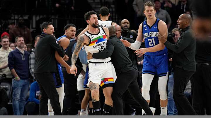 Magic Player Shares What Mo Bamba Said to Austin Rivers Before Fight Magic Player Shares What Mo Bamba Said to Austin Rivers Before Fight