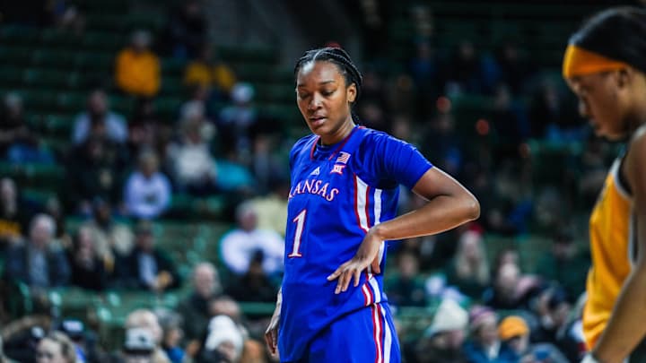 Kansas Can't Overcome Late Mistakes, Lose to No. 24 Texas 68-65