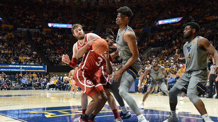 WVU - Oklahoma First Half Photo Gallery
