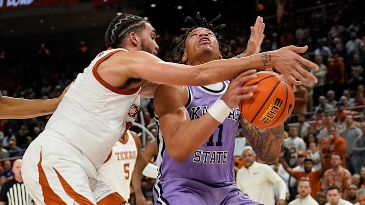 Longhorns Secure 69-66 Road Win Over Wildcats: Live Game Log Longhorns Secure 69-66 Road Win Over Wildcats: Live Game Log