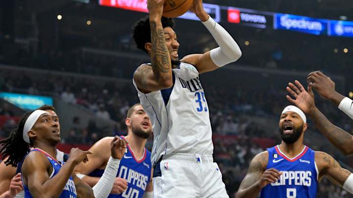 Mavs' Christian Wood Among Trade Targets for Clippers?