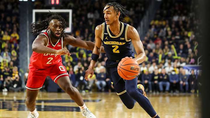 Ohio State Can't Trim Deficit, Fall to Michigan for 4th-Straight Loss