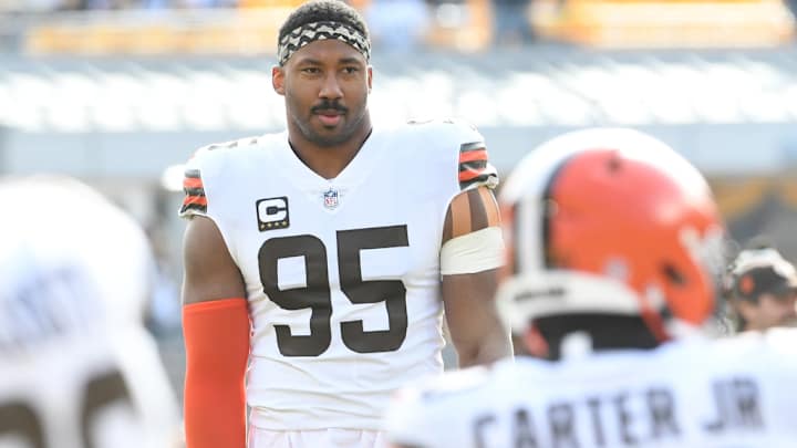 Browns DE Myles Garrett Suffers Injury in Pro Bowl Games Browns DE Myles Garrett Suffers Injury in Pro Bowl Games