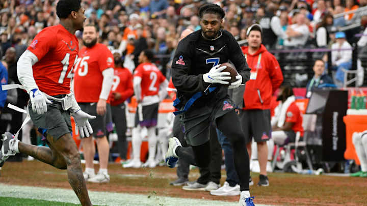 Stefon Diggs Jokes About Throwing Pro Bowl Interception to Brother Trevon