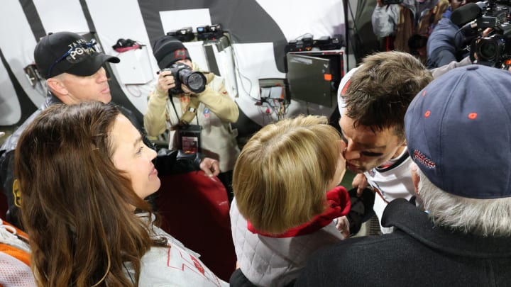 Tom Brady’s Father Tells SI When He Knew His Son Wasn’t Coming Back