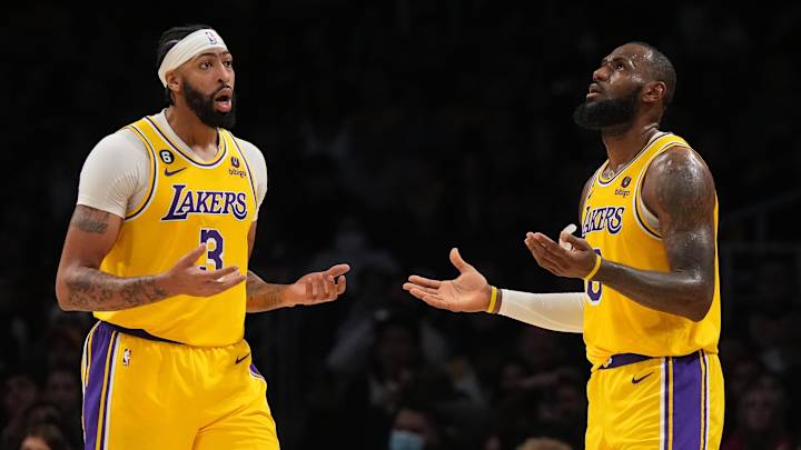 Lakers Can’t Afford to Stand Pat Before Trade Deadline Lakers Can’t Afford to Stand Pat Before Trade Deadline