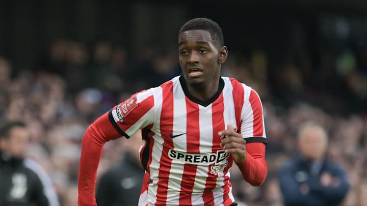 Sunderland youngster 'wants to play' as he's told to fight for attacking position