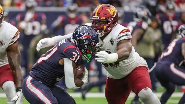 Coach DeMeco Ryans: RB Dameon Pierce 'Fits The Bill' For Texans' Playstyle Coach DeMeco Ryans: RB Dameon Pierce 'Fits The Bill' For Texans' Playstyle
